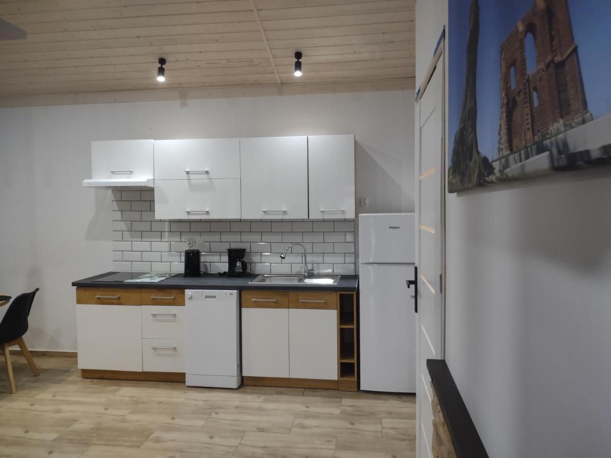 Domek Parterowy Apartamentowy Ostoja เรวัล ภายนอก รูปภาพ