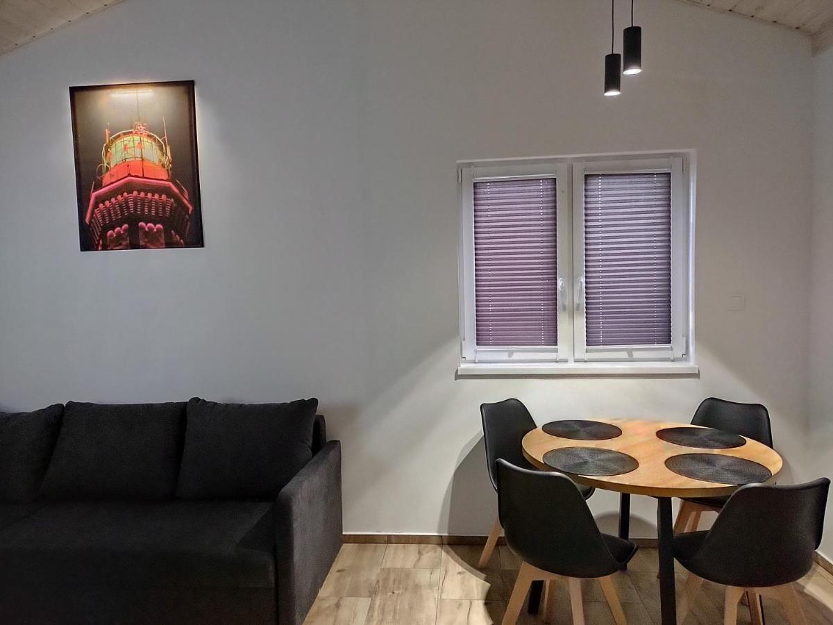 Domek Parterowy Apartamentowy Ostoja เรวัล ภายนอก รูปภาพ