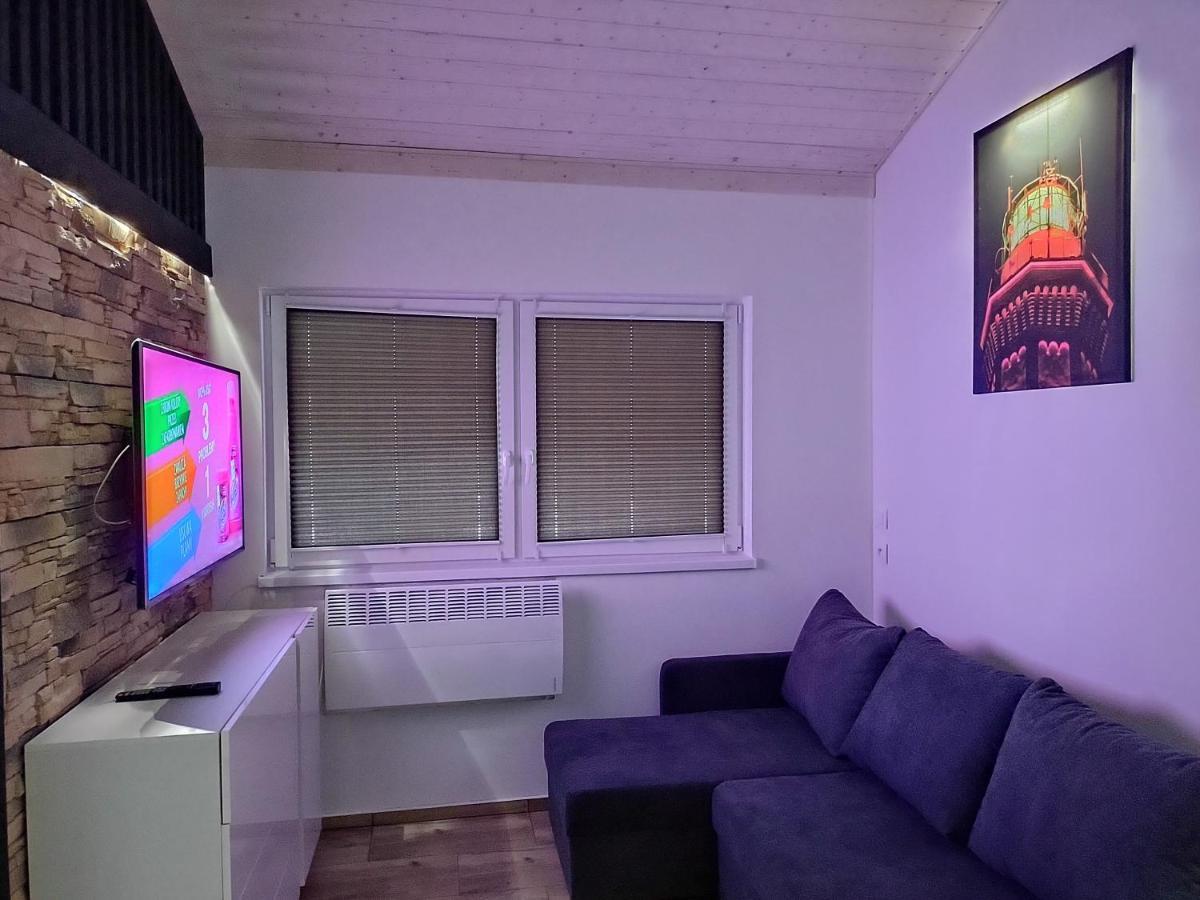 Domek Parterowy Apartamentowy Ostoja เรวัล ภายนอก รูปภาพ